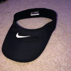 Dry fit Nike visor